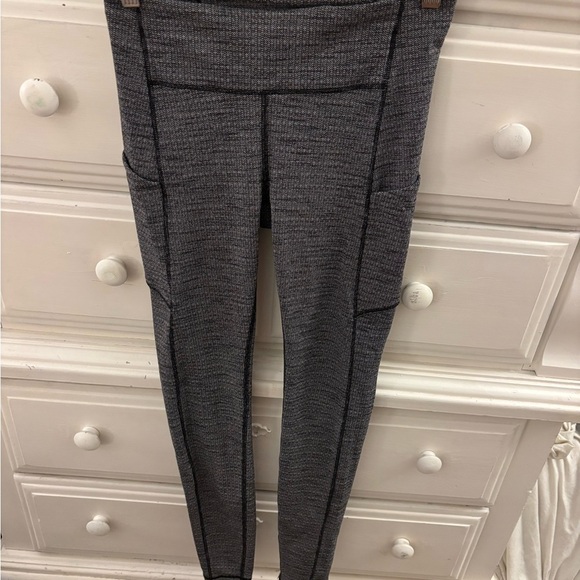 Lululemon Speed Up Tight *Full-On Luxtreme (full length) - Picture 3 of 5